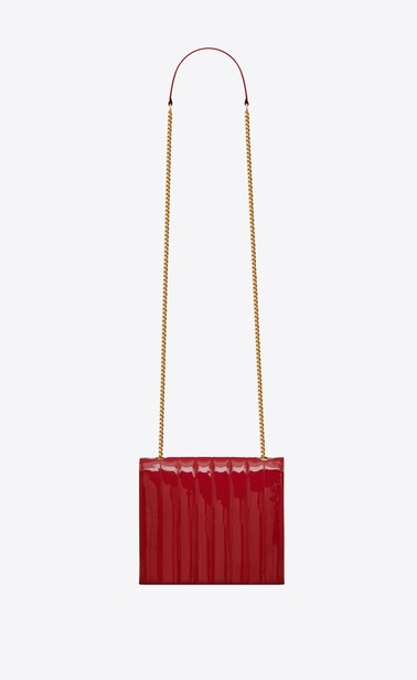 Vicky chain wallet in quilted patent leather